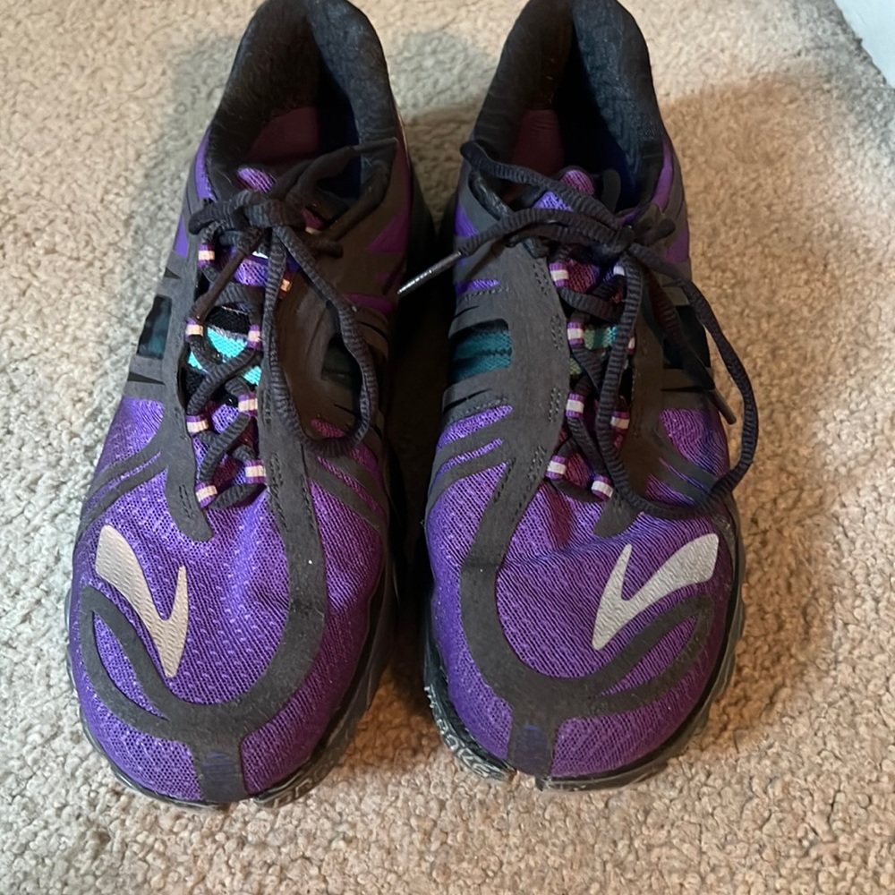 Womens brooks pure cadence